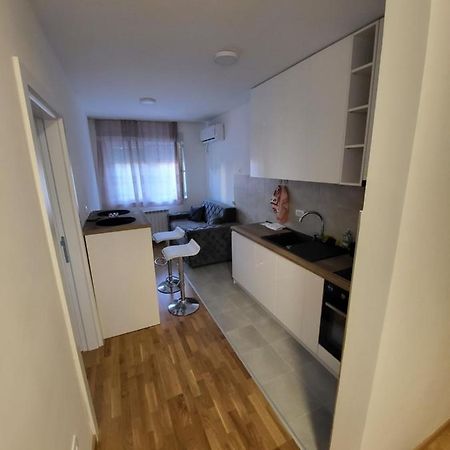 Holiday Novi Sad Dış mekan fotoğraf